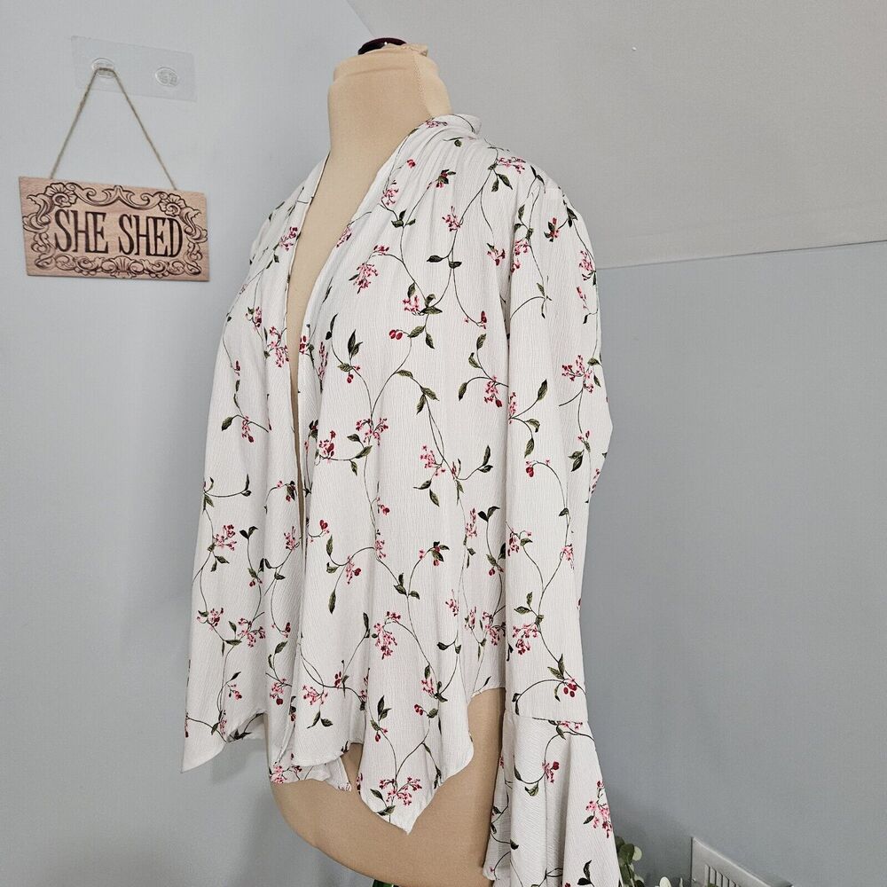 New Tempted Los Angeles Womens XL Cardigan Floral Long Bell Sleeve Kimono - Picture 5 of 14